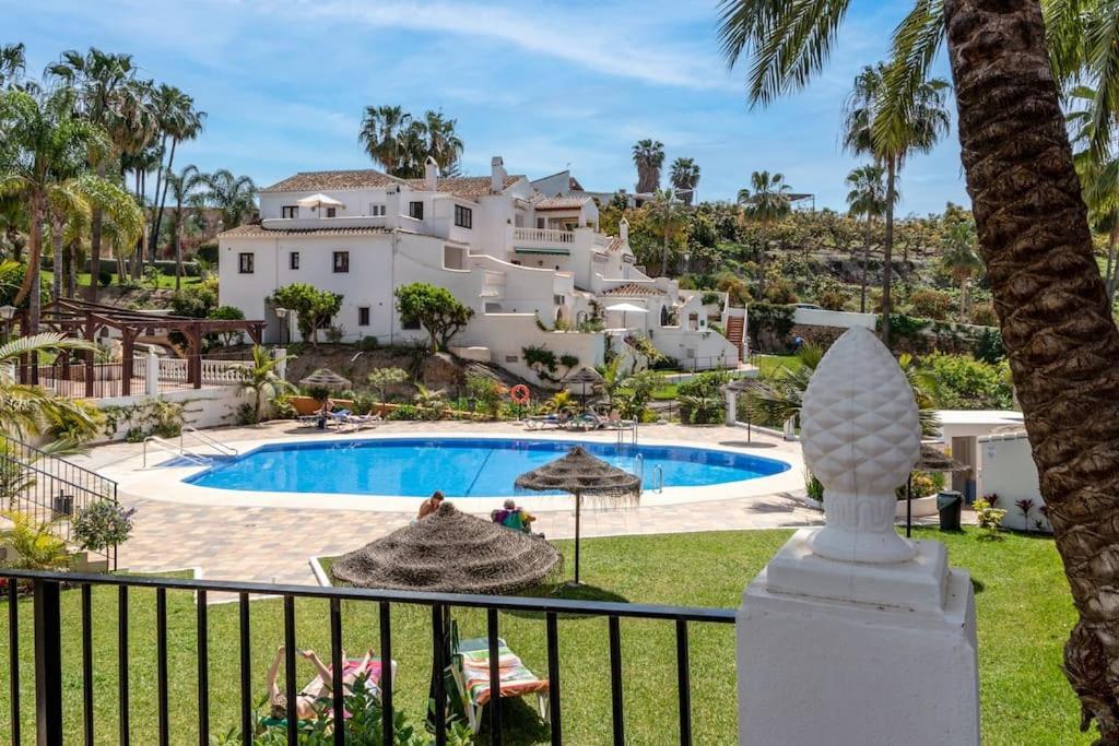 Apartament Oasis 16 Nerja Zewnętrze zdjęcie