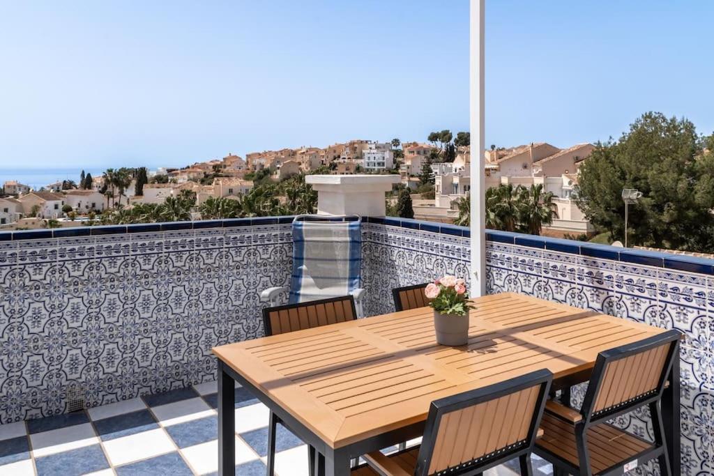 Apartament Oasis 16 Nerja Zewnętrze zdjęcie