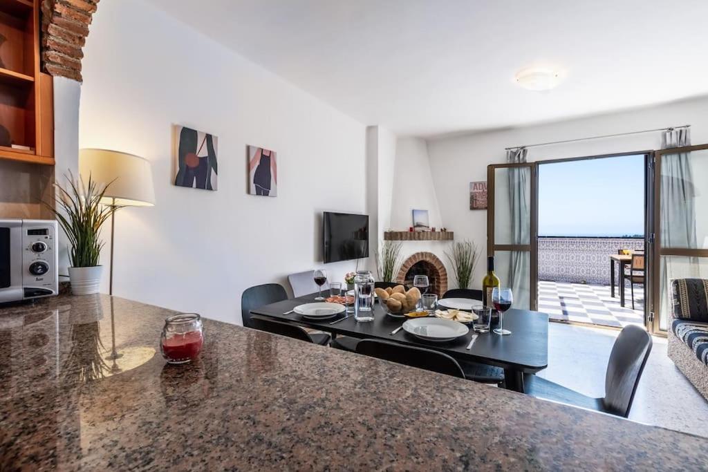Apartament Oasis 16 Nerja Zewnętrze zdjęcie
