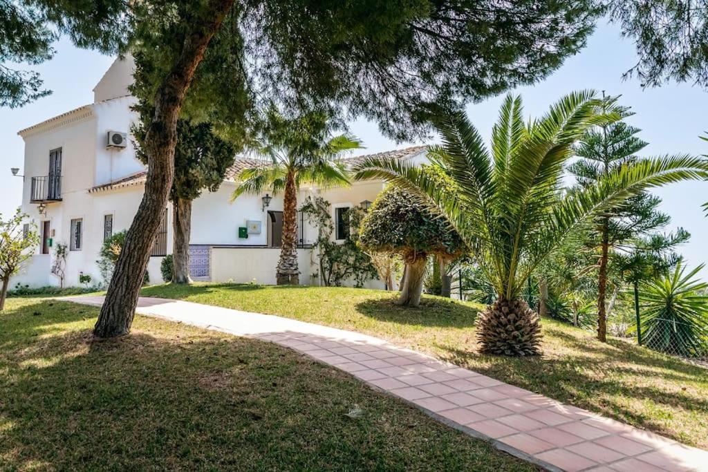 Apartament Oasis 16 Nerja Zewnętrze zdjęcie